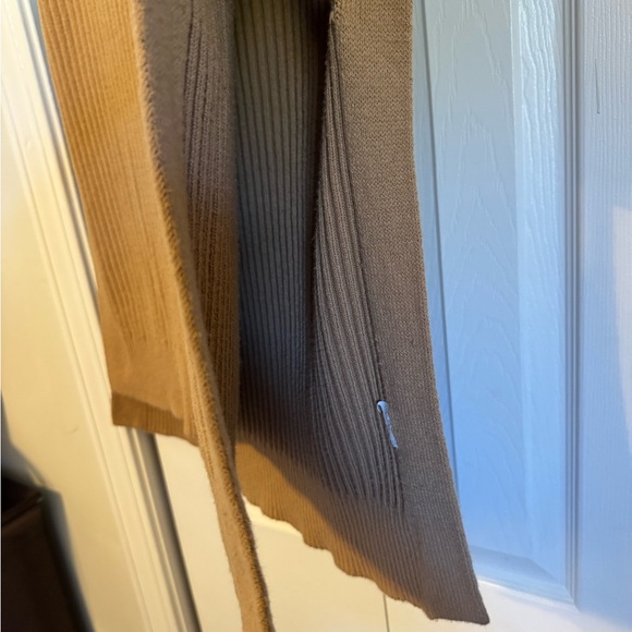 Banana Republic Factory Tan pullover poncho style mock neck sweater size small - Picture 4 of 9